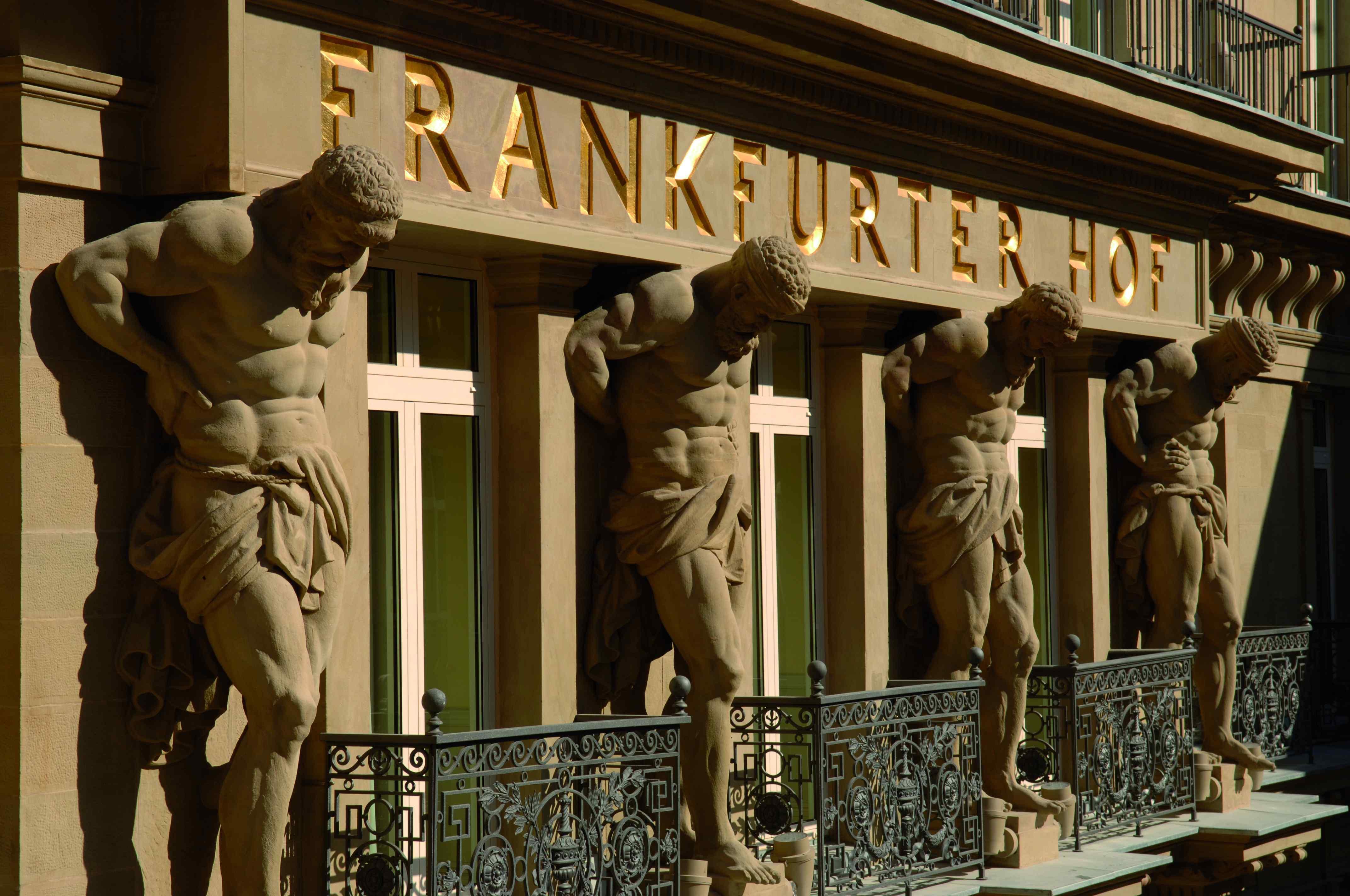Отель Steigenberger Icon Frankfurter Hof Франкфурт-на-Майне Экстерьер фото